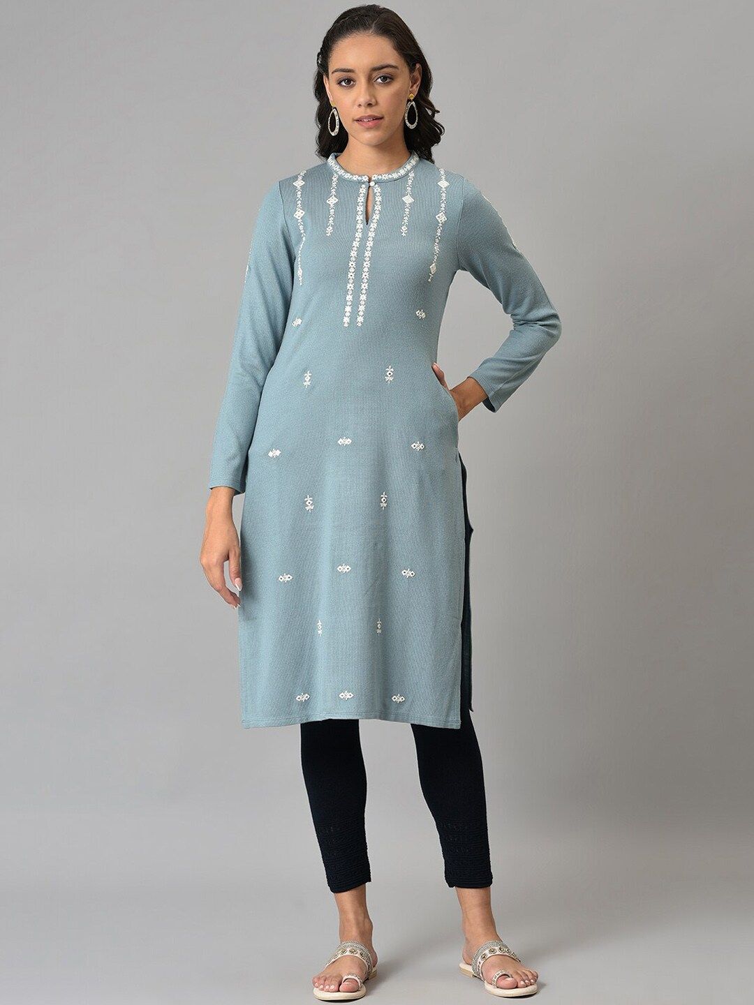 W Women Blue Embroidered Keyhole Neck Regular Sleeves Kurta