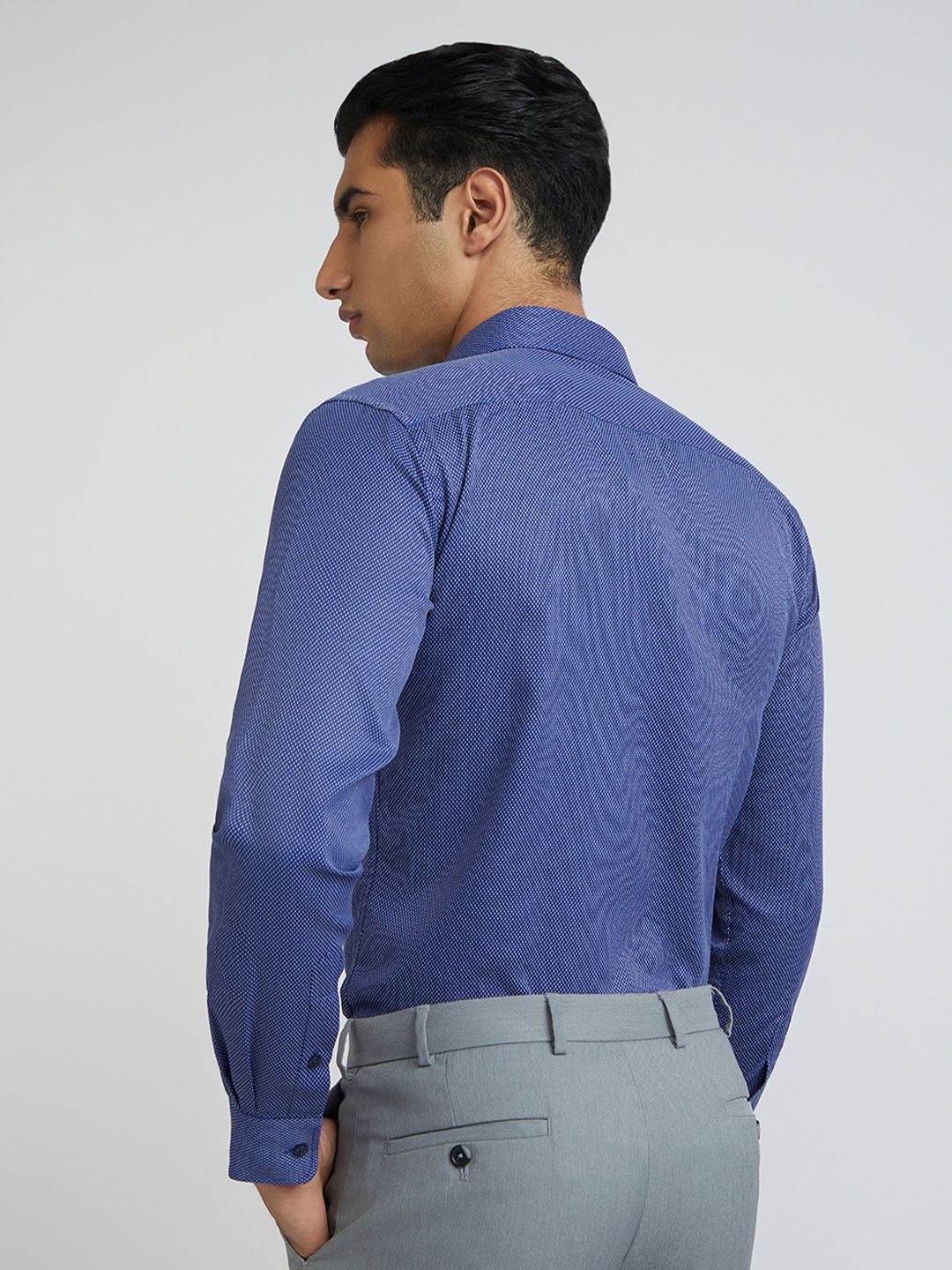 Park Avenue Textured Slim Fit Formal Shirt