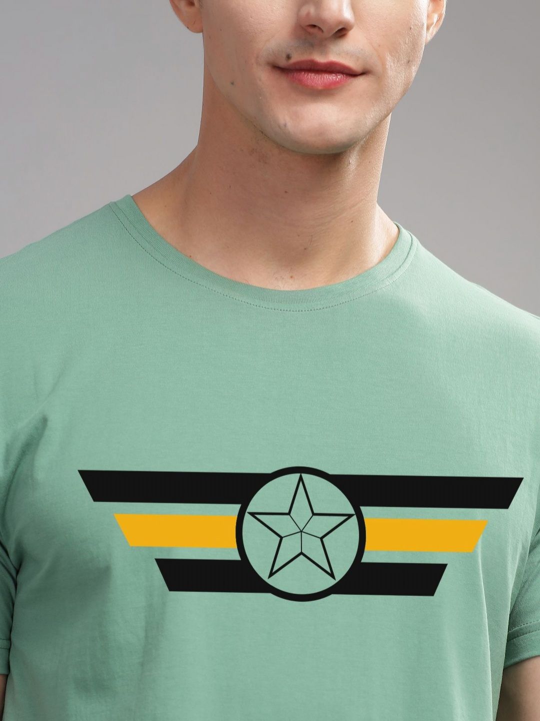 ADRO Men Printed Applique T-shirt