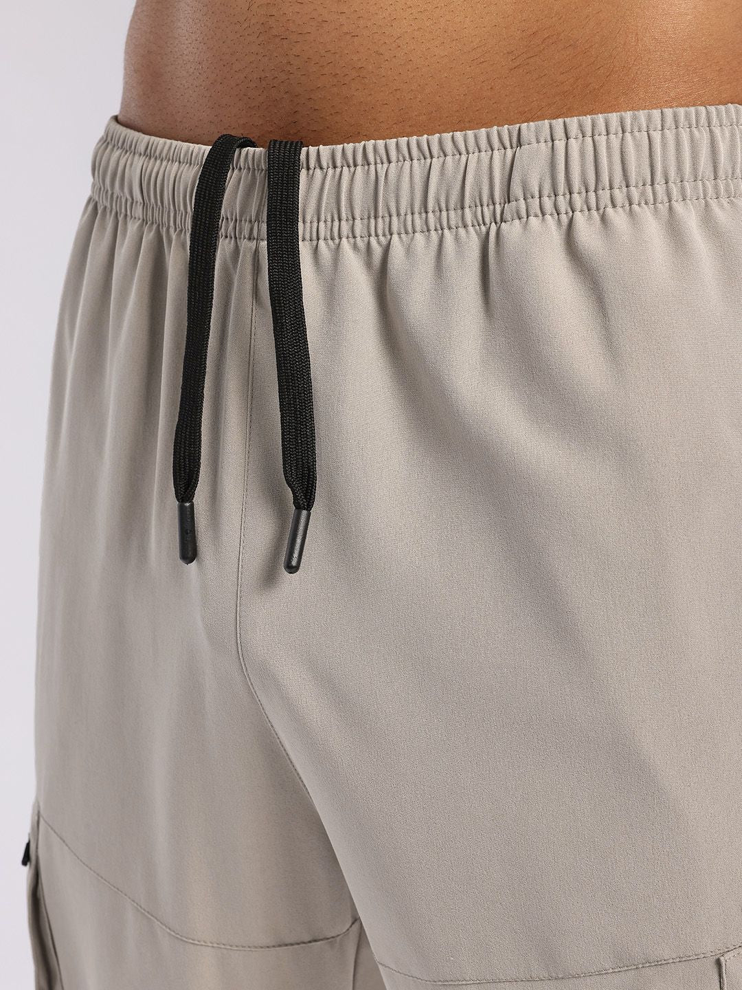 HRX by Hrithik Roshan Men Mid-Rise Rapid-Dry Training Cargo-Style Joggers