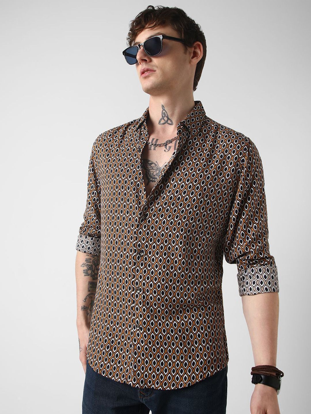 VASTRADO Men Classic Spread Collar Abstract Printed Slim Fit Casual Shirt