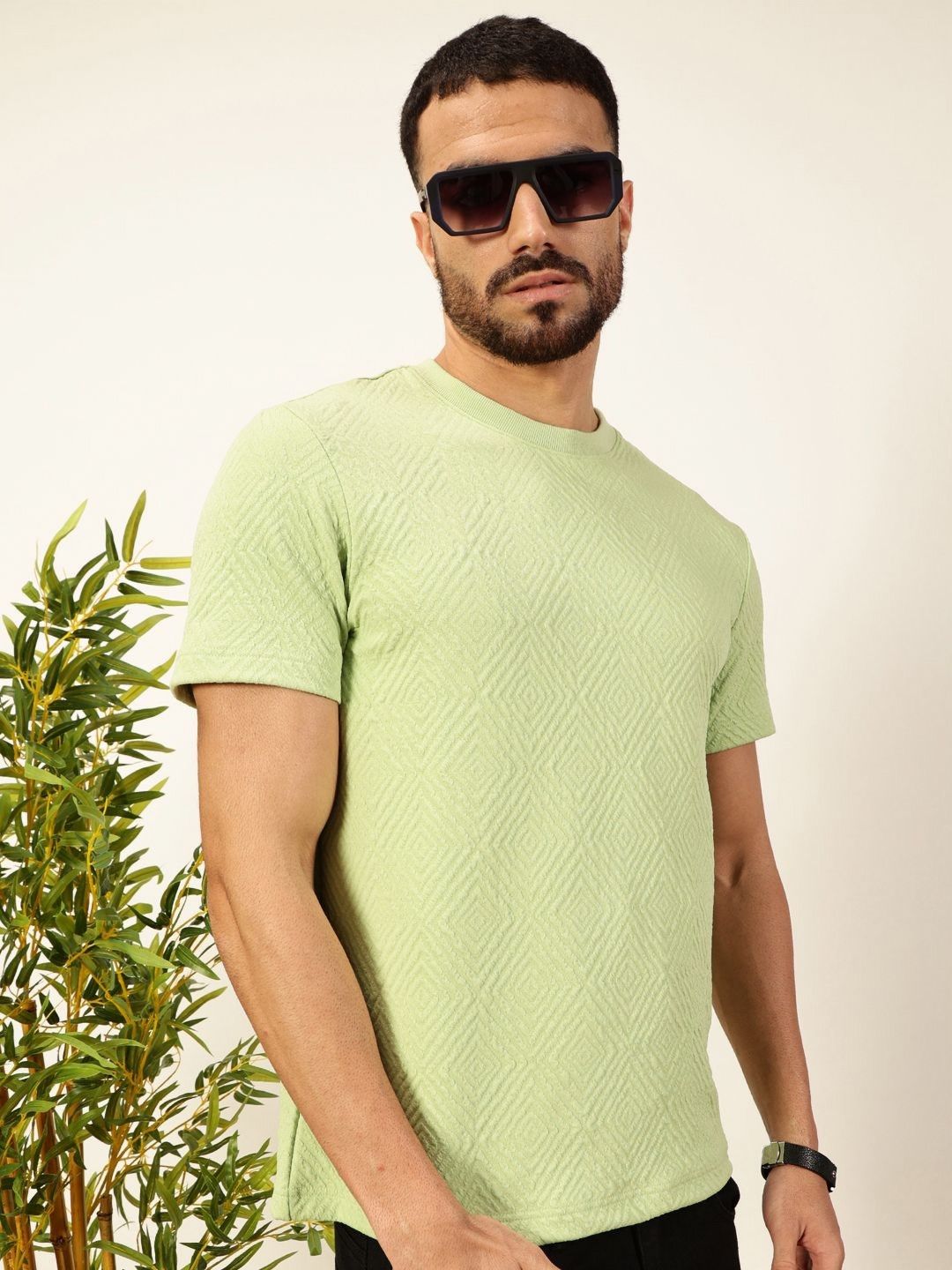 Thomas Scott Men Anti Odour Solid Round Neck T-Shirt