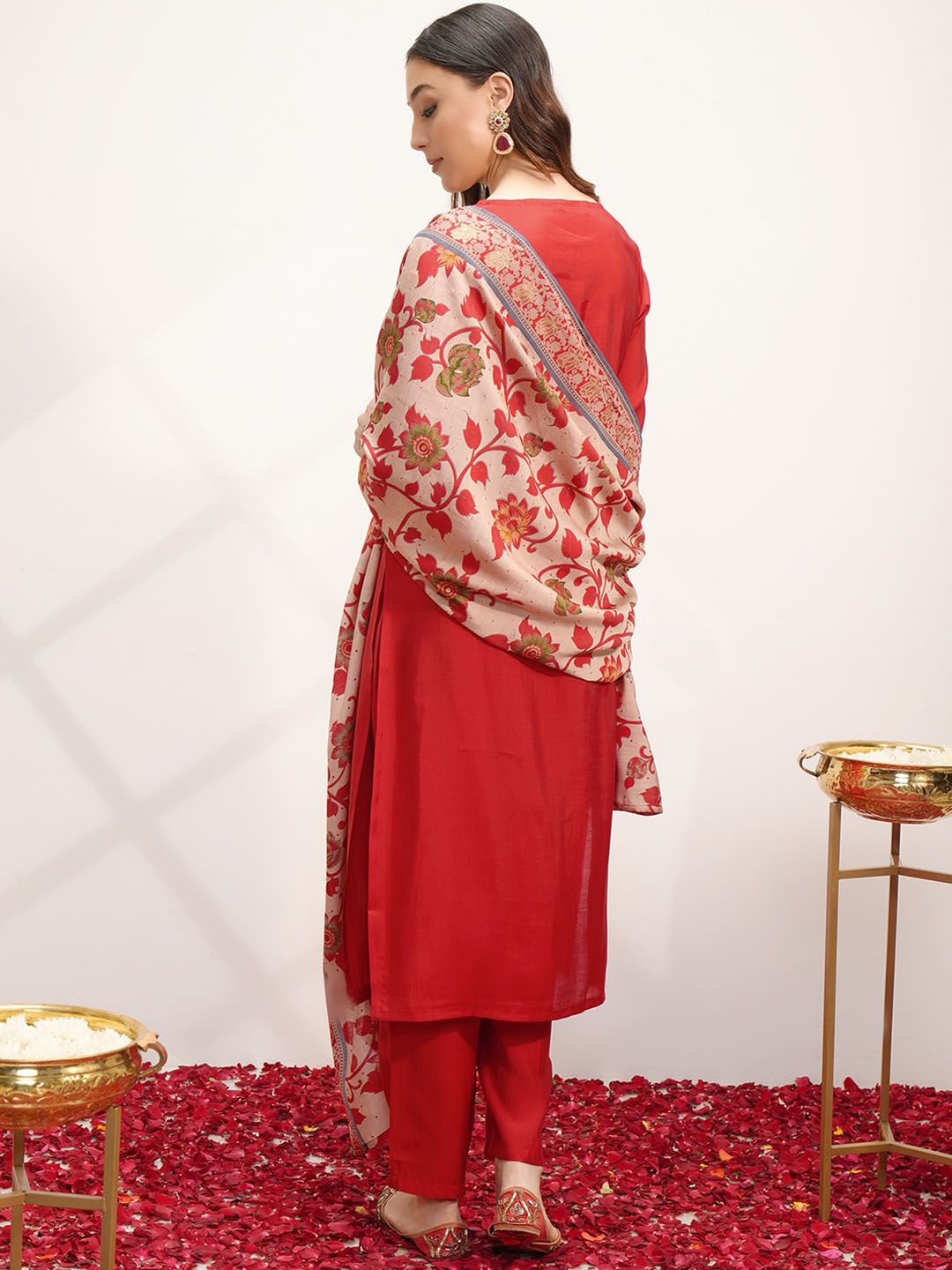 Vishudh Round Neck Floral Embroidered Regular Kurta with Trousers & With Dupatta