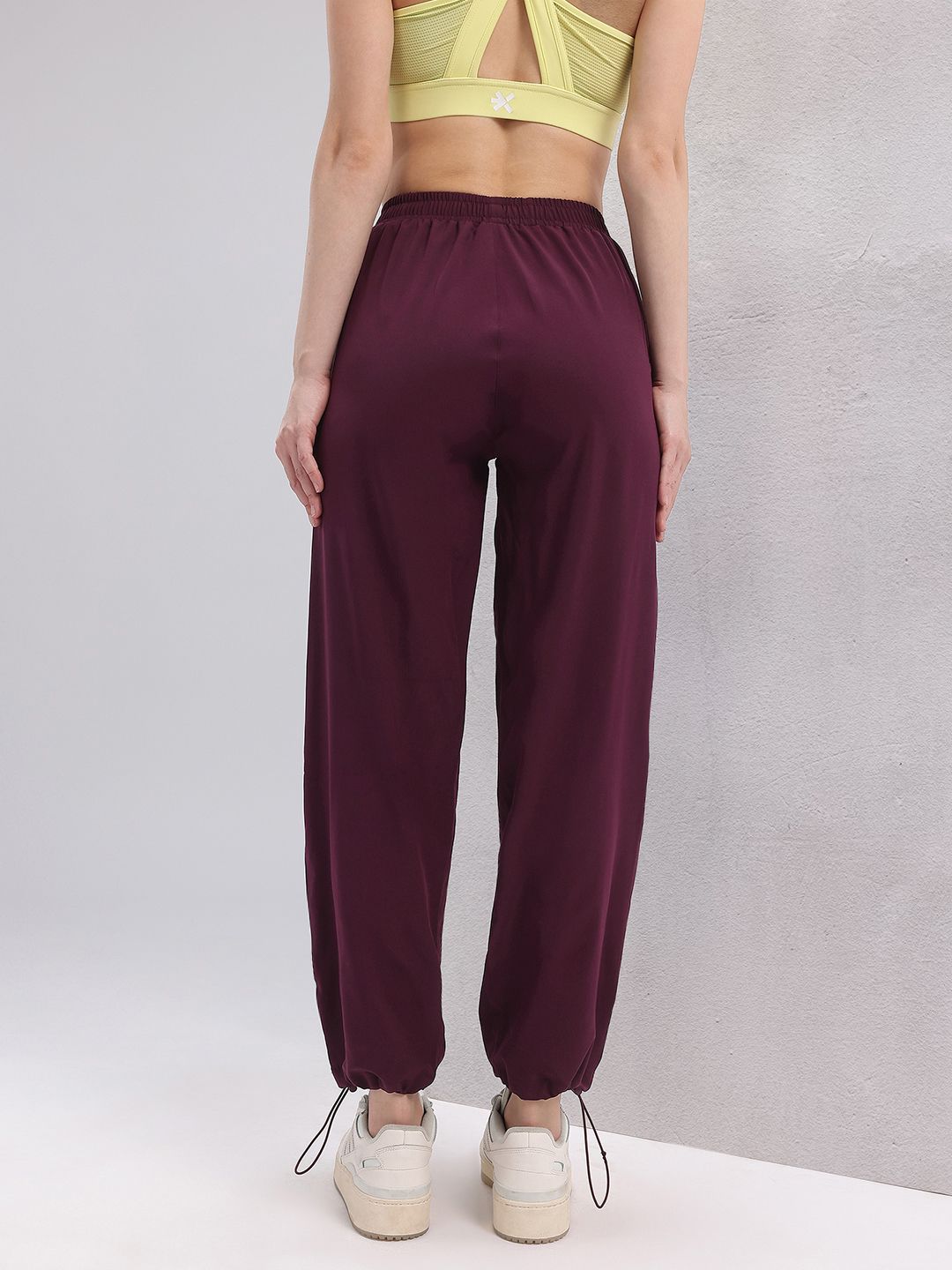 HRX by Hrithik Roshan Women Lifestyle Track pants
