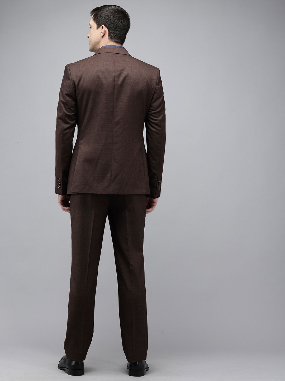 Park Avenue Self Designed Notched Lapel Collar 2 Piece Party Suit