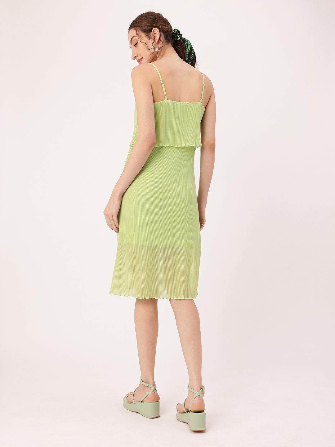 DressBerry Cute Feminine Accordion Pleated Sheath Dress