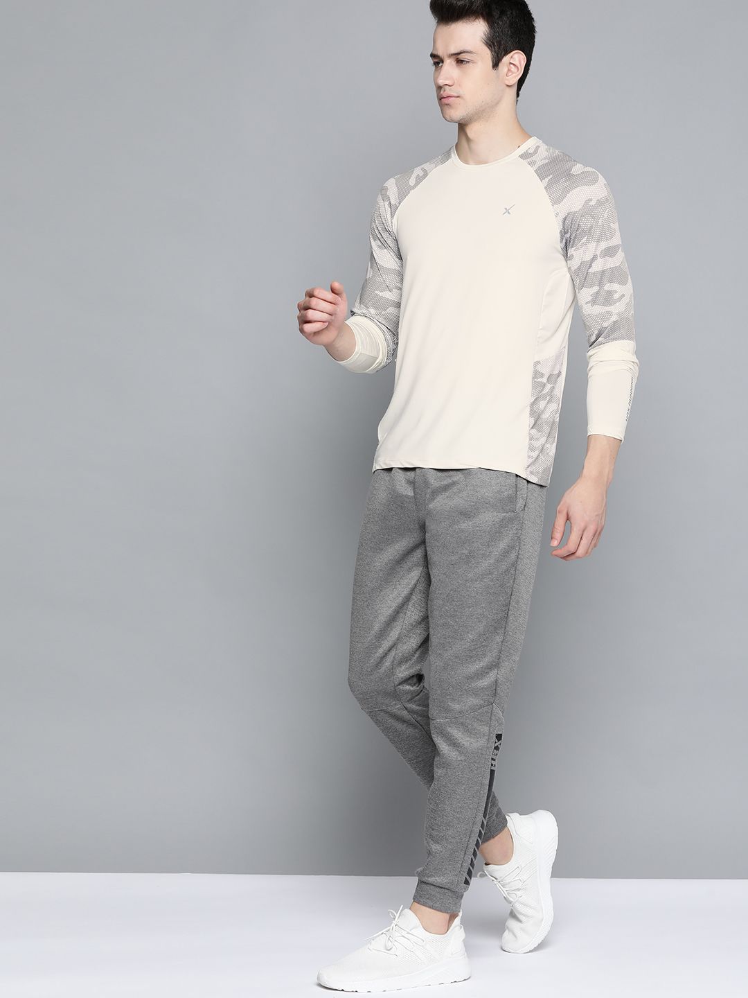 HRX By Hrithik Roshan Men Tofu Camouflage Rapid-Dry Antimicrobial  Running T-shirt