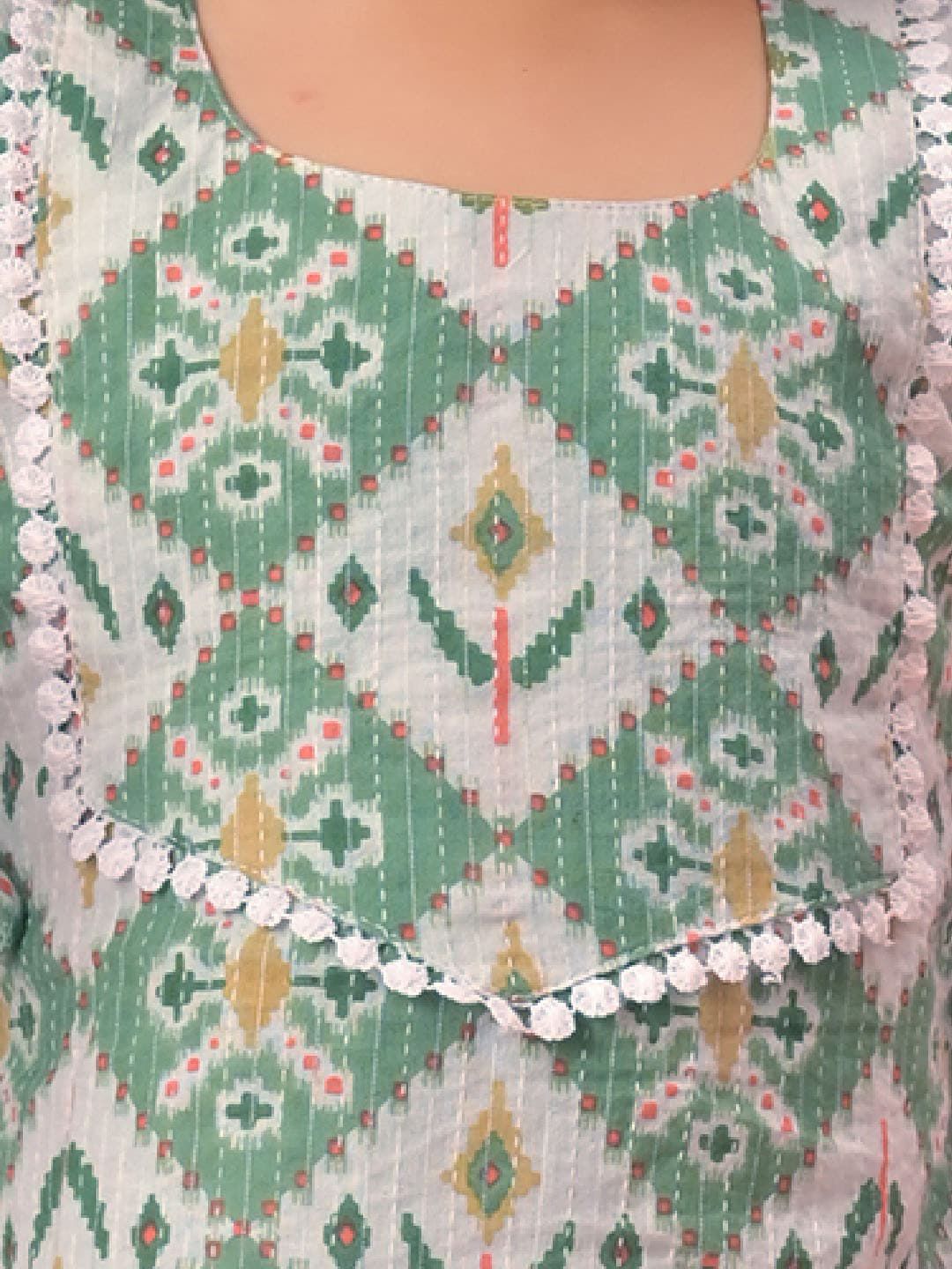 Vastramay Girls Ikat dicetak Kurta Kapas Tulen Biasa Dengan Seluar