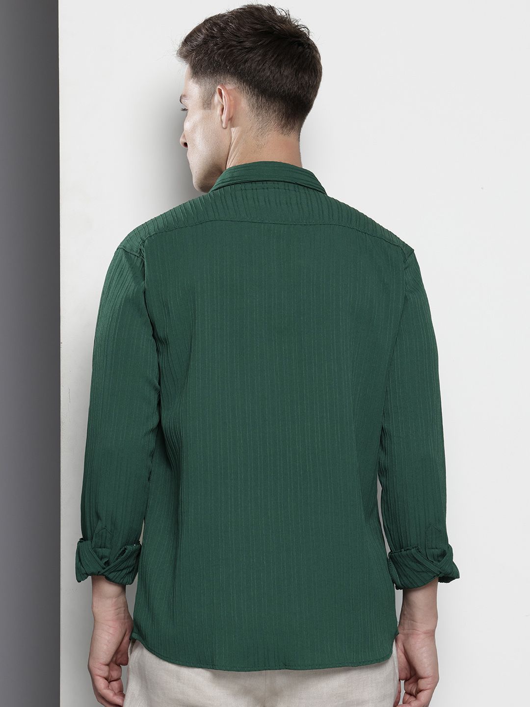 The Indian Garage Co Men Relaxed Fit Solid Dobby Resort Wear Shirt