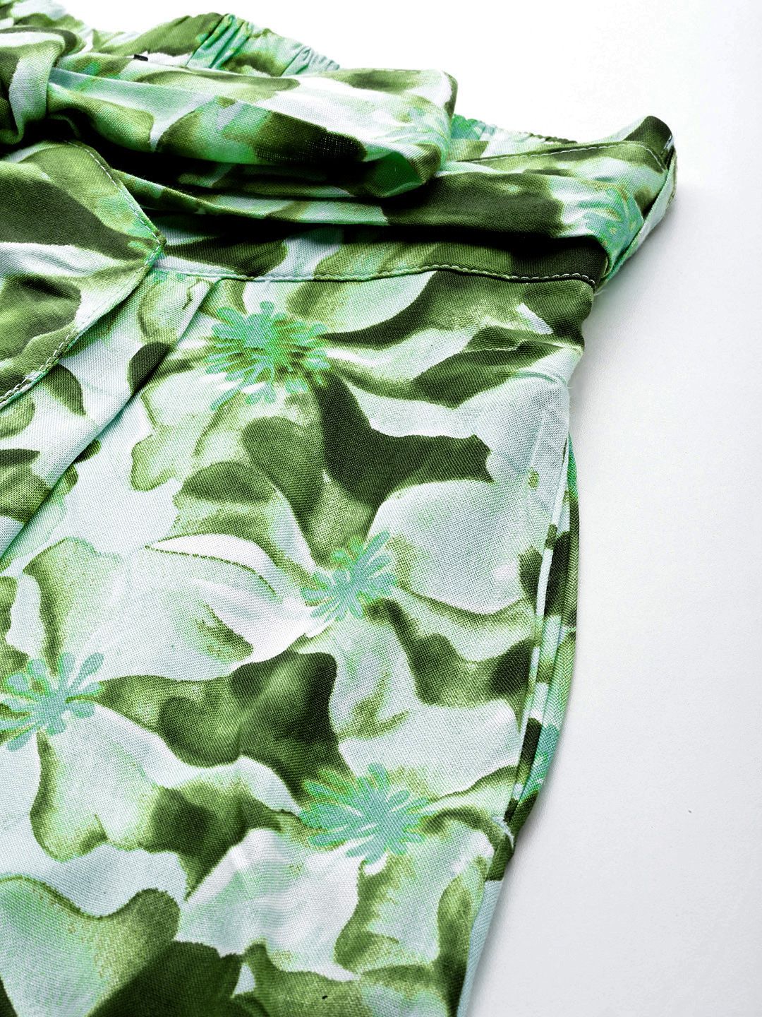 DressBerry Women Floral Print Flared Palazzos with Belt