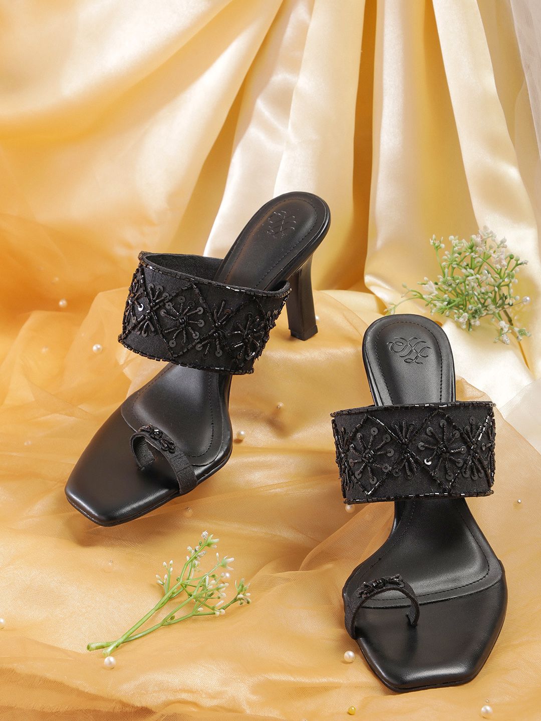 House of Pataudi  Open Toe Embellished Slim Heels