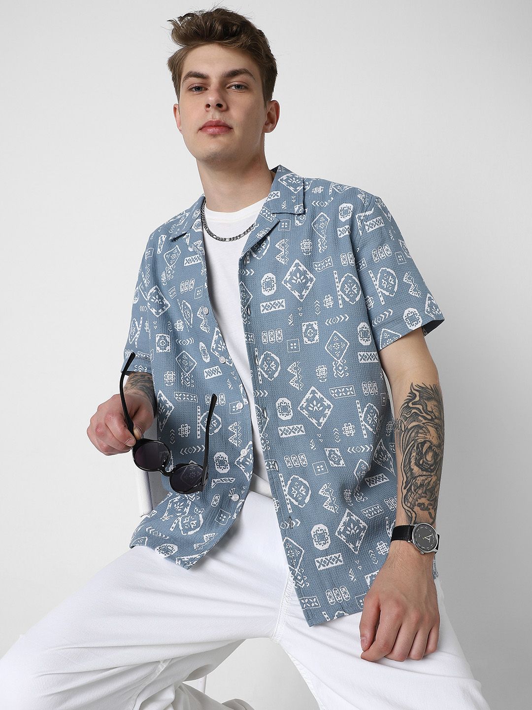 VASTRADO Men Classic Opaque Printed Casual Shirt