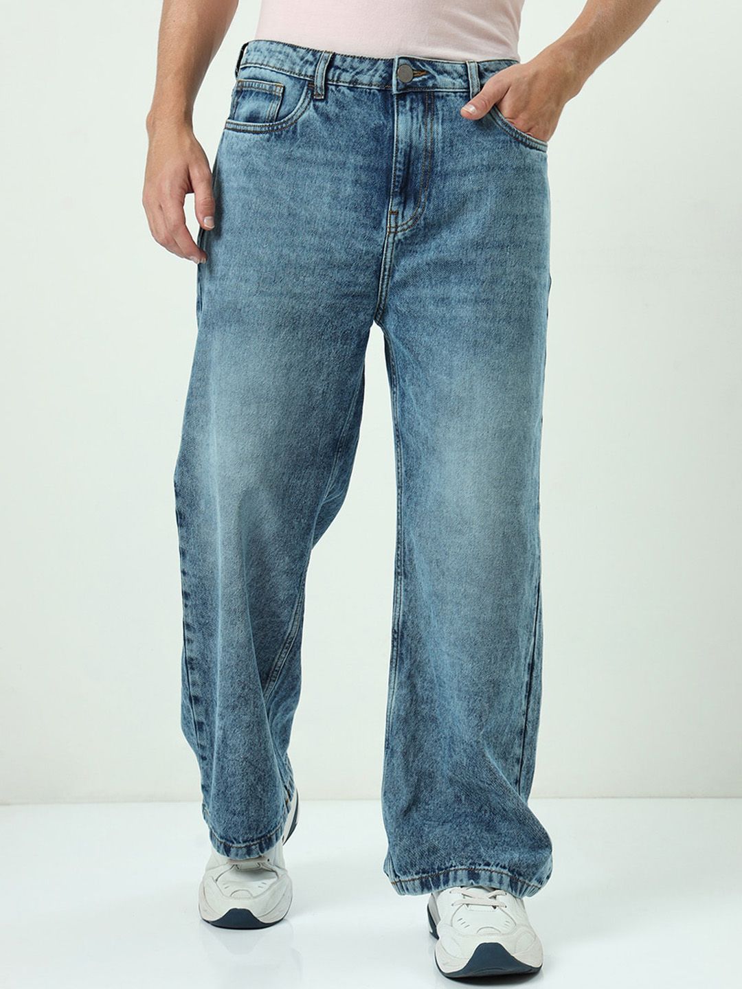 Bewakoof Men Baggy Straight Fit Jeans