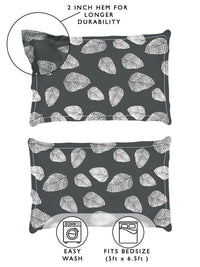 Story@home Charcoal & White Floral 180 TC Queen Bedsheet with 2 Pillow Covers
