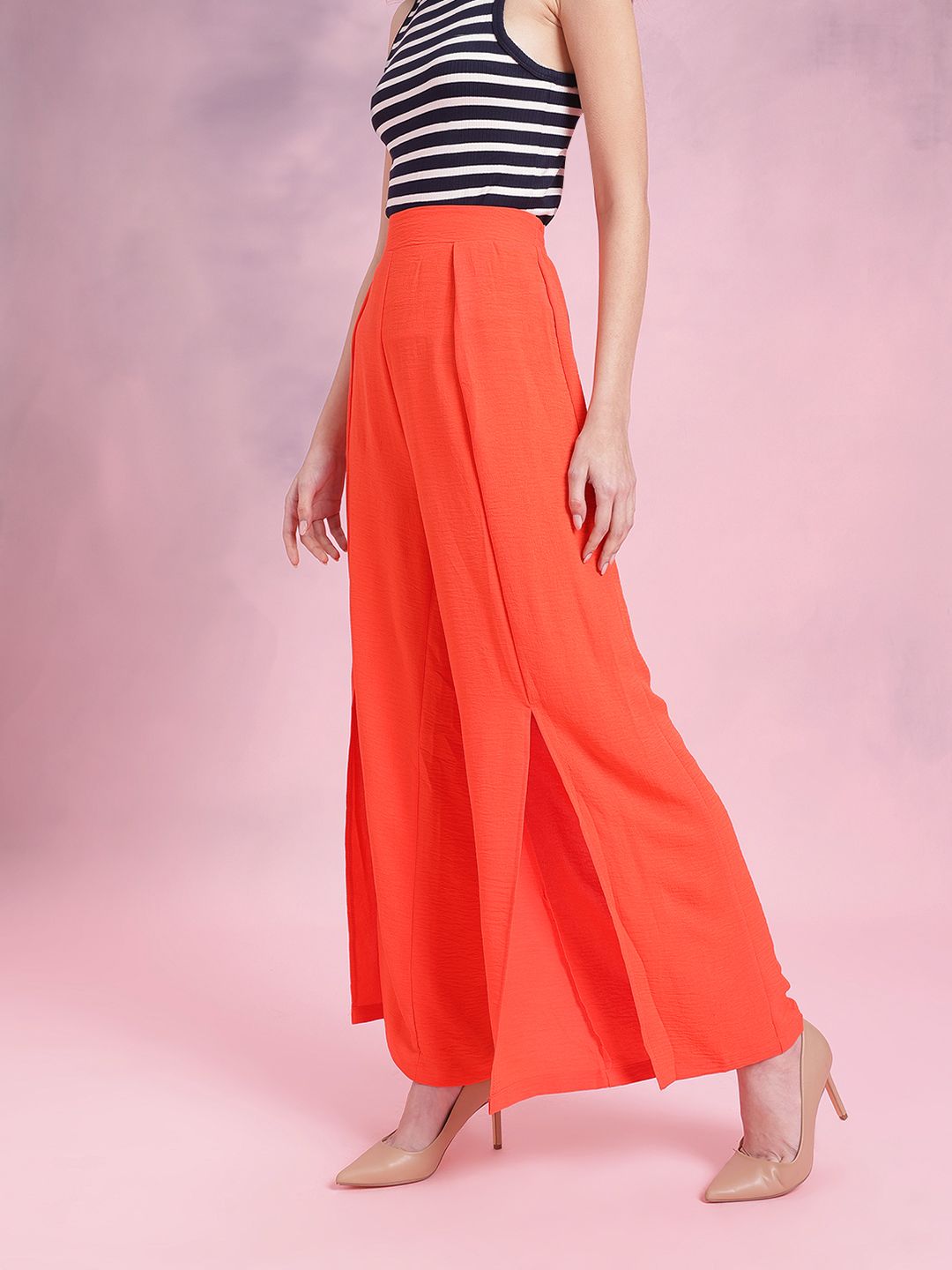 DressBerry Women Mid-Rise Flared Fit Pleated Detail Parallel Trousers with Front Slits