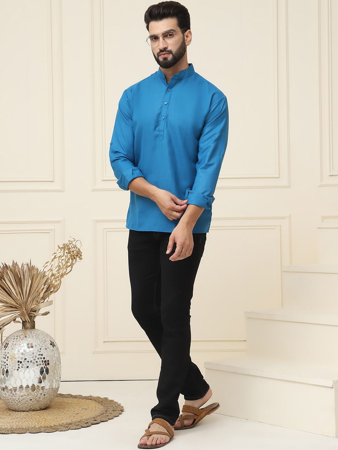 SOJANYA Mandarin Collar Straight Kurta