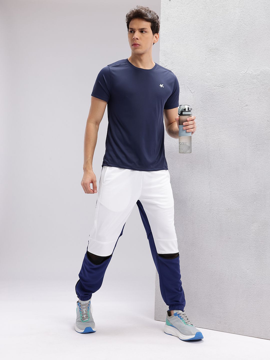 HRX by Hrithik Roshan Men Colourblocked Rapid-Dry Running Joggers
