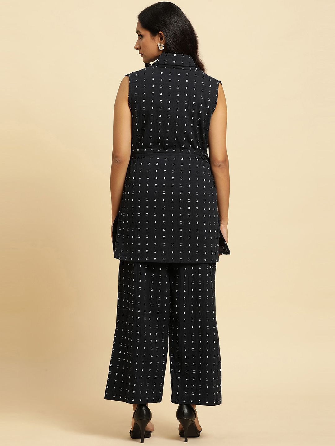 W Navy Blue Geometric Printed Regular Pure Cotton Kurta with Trousers