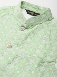 SOJANYA Men Black & Green Thread Work Kurta with Churidar