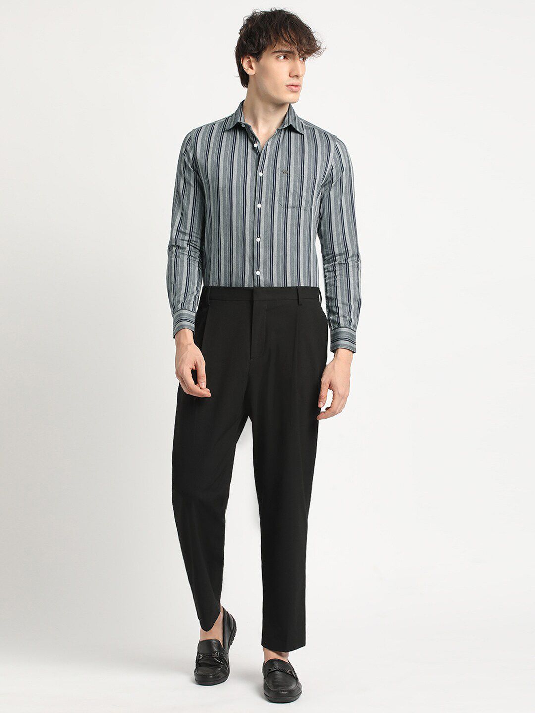 THE BEAR HOUSE Tailored Fit Long Sleeves Spread Collar Cotton Opaque Striped Formal Shirt