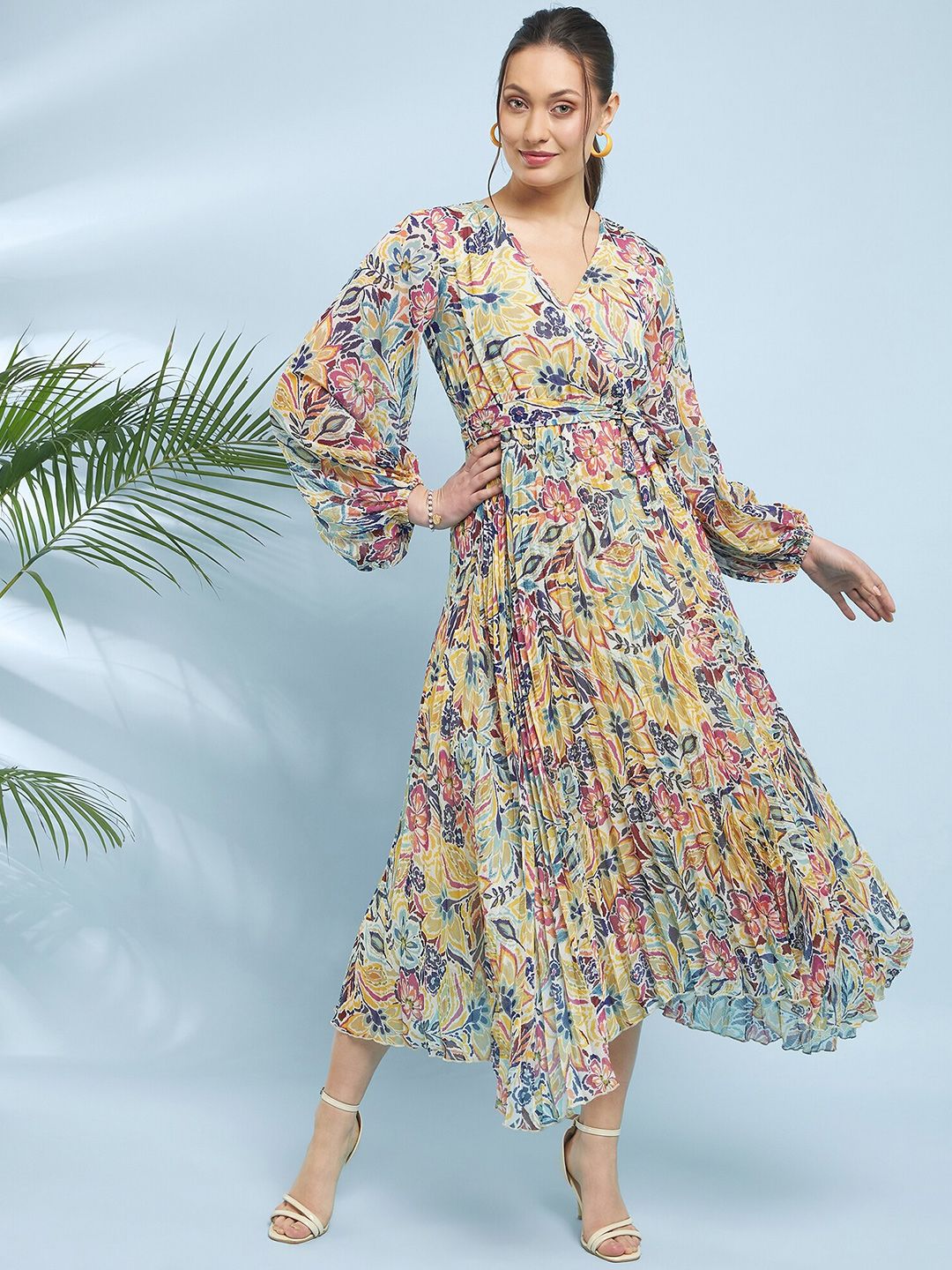 Antheaa Off White Floral Printed V-Neck Puff Sleeves Fit & Flare Midi Dress With Belt