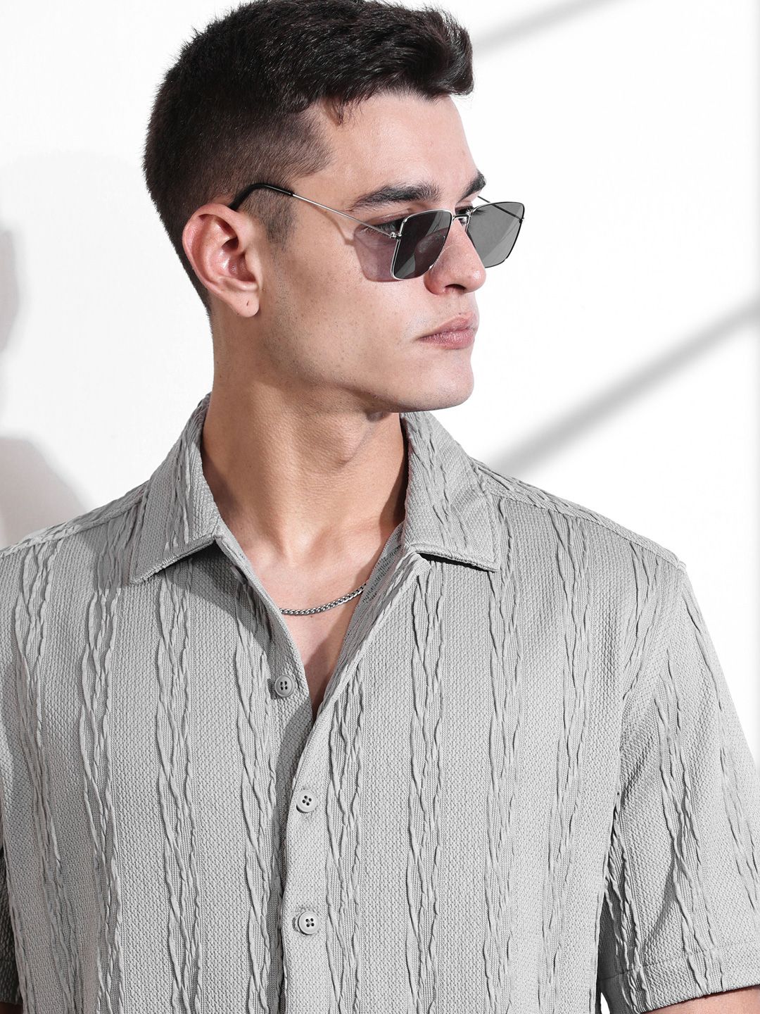 Thomas Scott Men Smart Fit Cutaway Collar Textured Casual Shirt