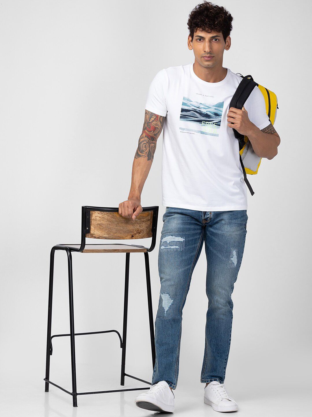 SPYKAR Men Typography Printed T-shirt
