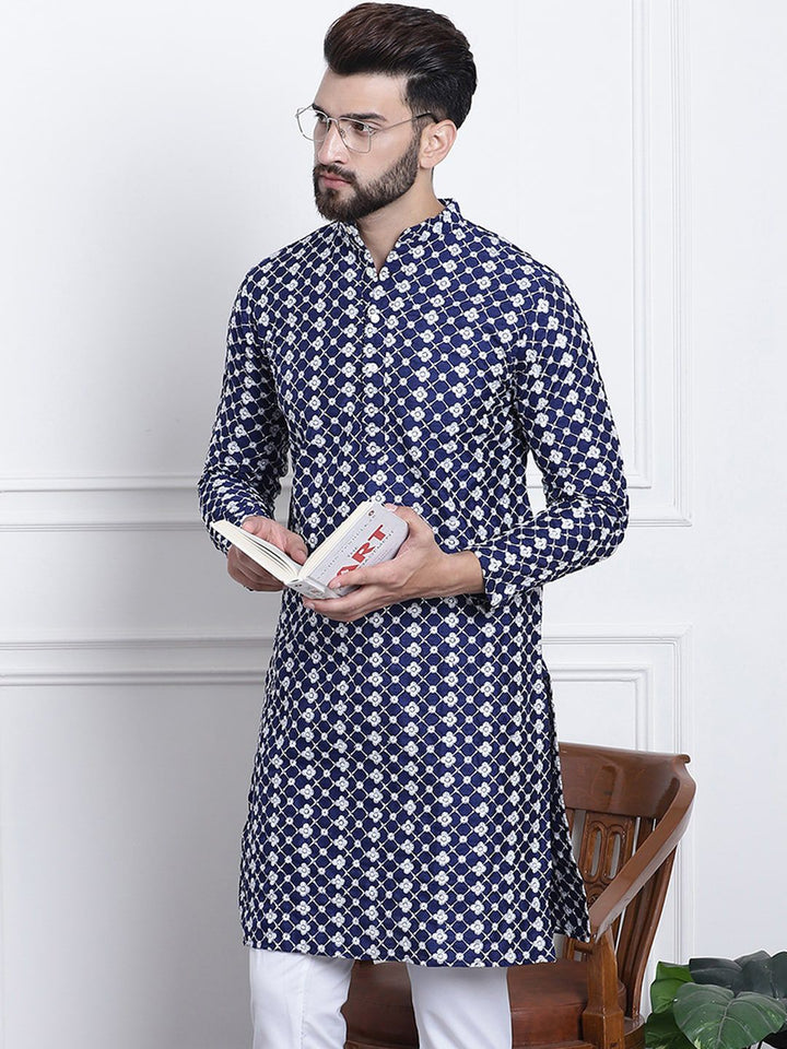 SOJANYA Kurta Kolar Mandarin Sulam Bunga