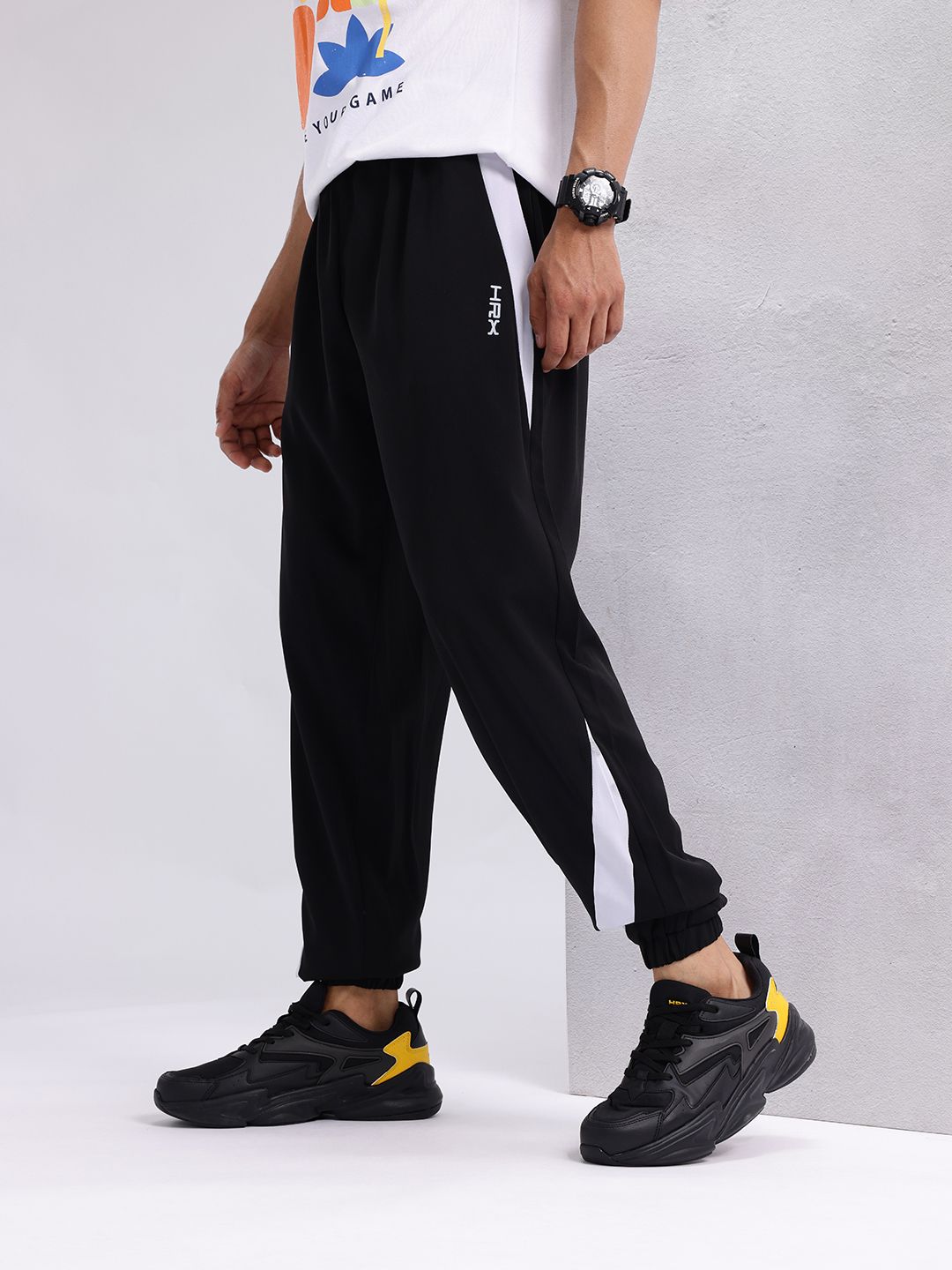 HRX by Hrithik Roshan Men Regular Fit Joggers