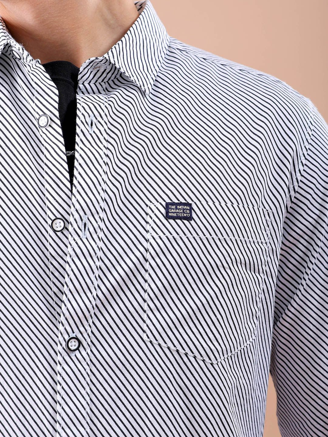 The Indian Garage Co Men Regular Fit Vertical Stripes Casual Shirt