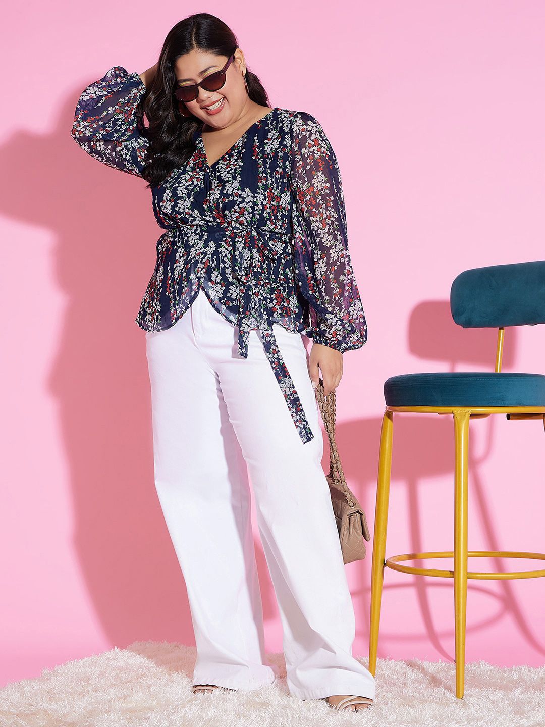 Berrylush Curve Plus Size Floral Print Tie Ups Wrap Top