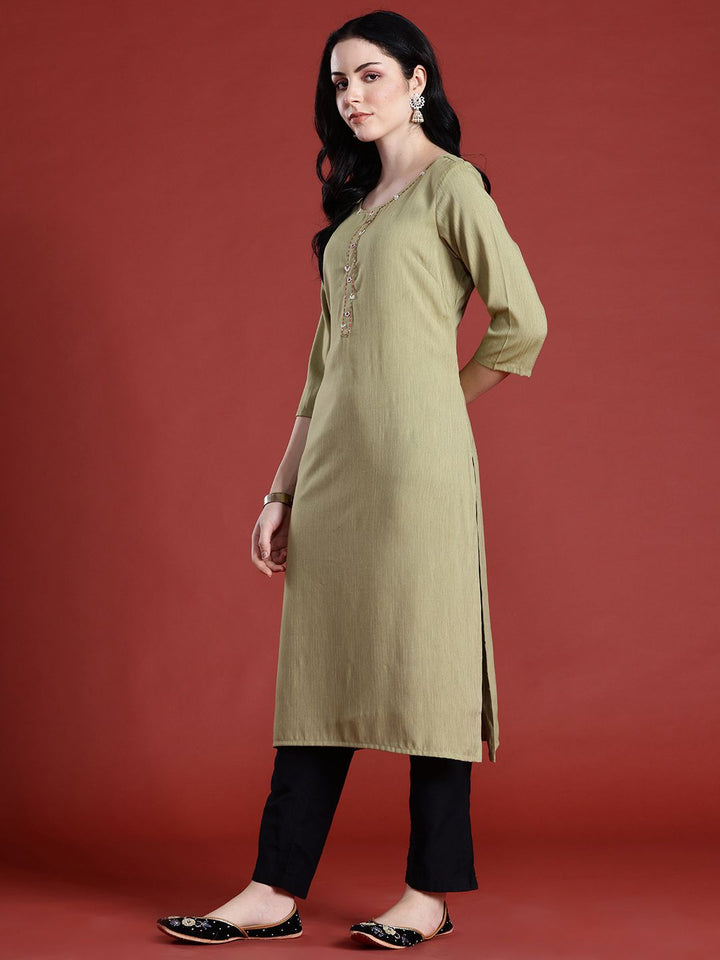 Anouk Thread Work Straight Kurta