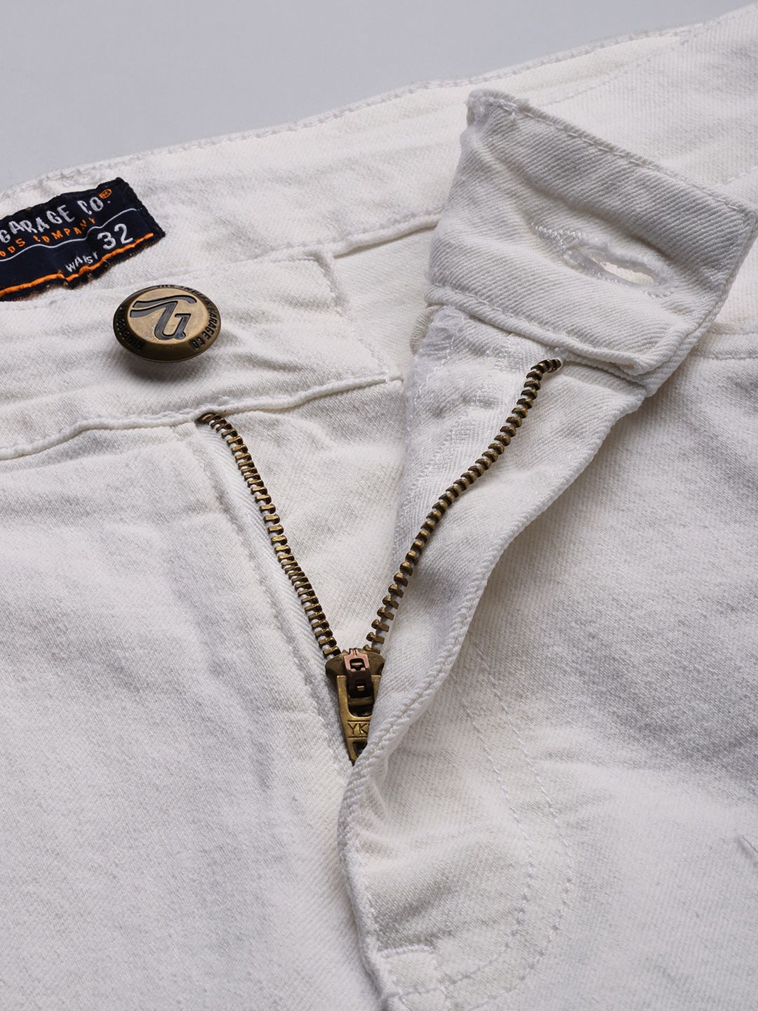 The Indian Garage Co Men White Slim Fit Denim Shorts