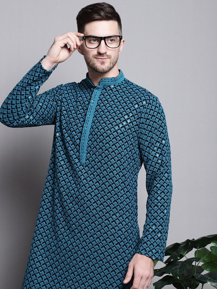 Jompers Geometric Embroidered Thread Work Sequinned Pure Cotton Kurta