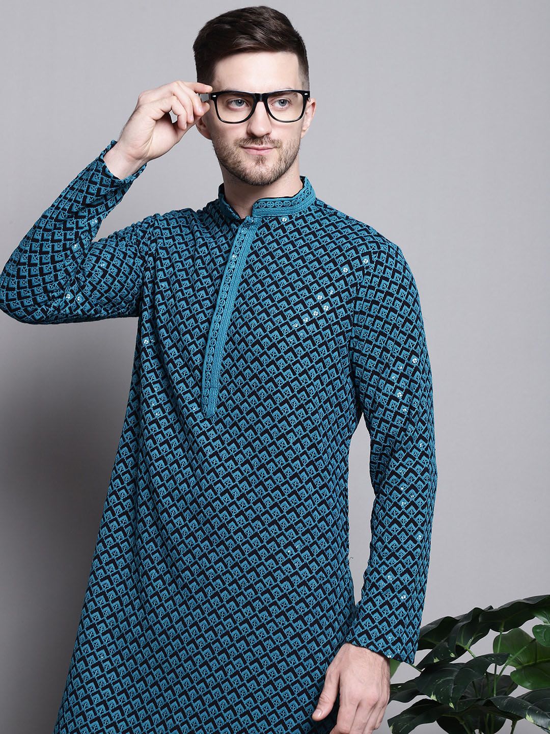 Jompers Geometric Embroidered Thread Work Sequinned Pure Cotton Kurta