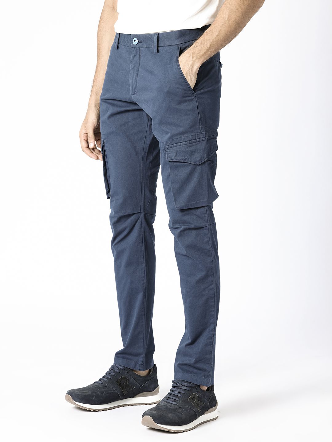 RARE RABBIT Men Celu Mid-Rise Slim Fit Cotton Cargo Trouser