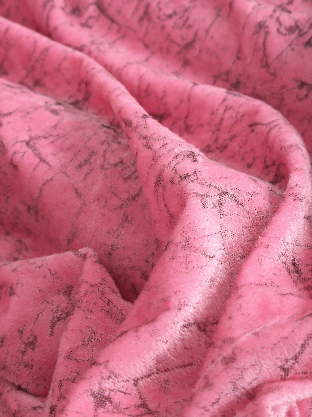 Cortina Pink & Black Set of 2 Printed Room Darkening Window Curtain