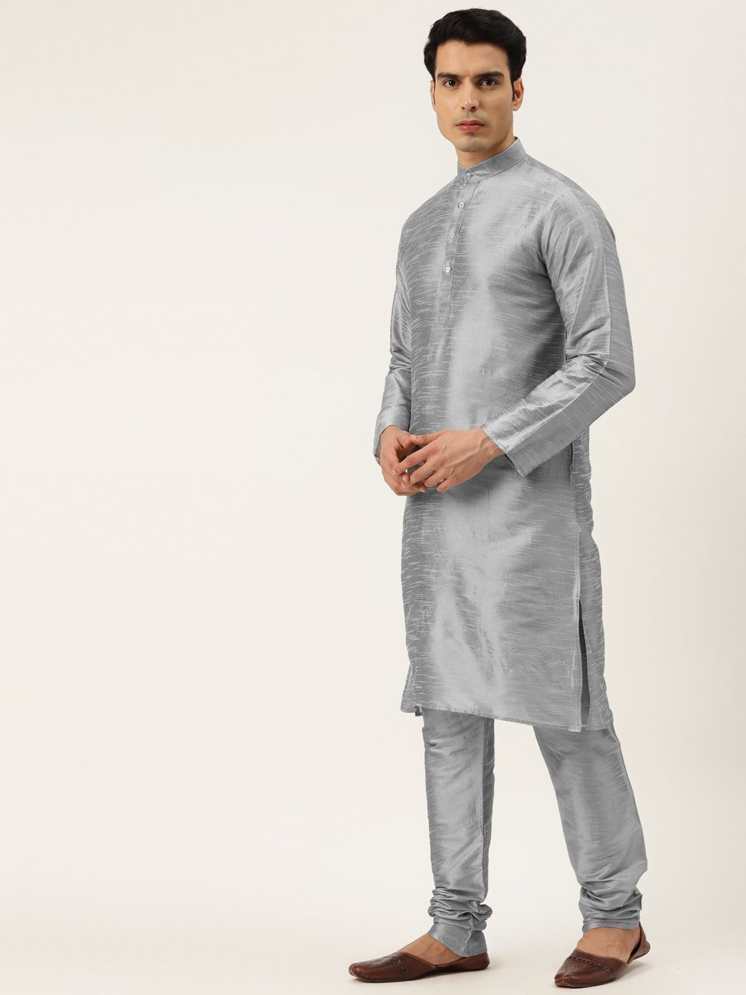 SOJANYA Men Grey & Blue Kurta with Churidar