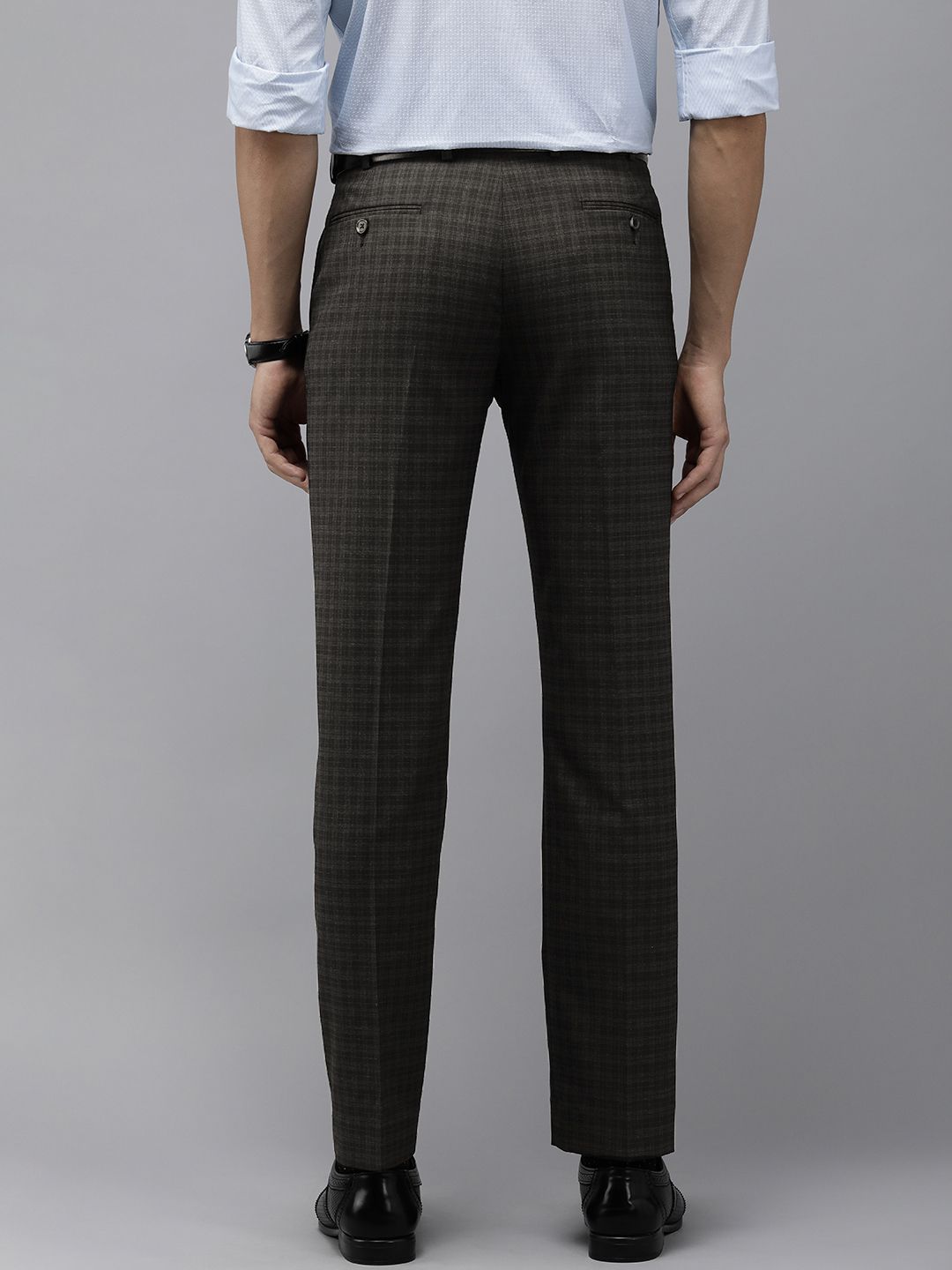 Park Avenue Men Mid-Rise Checked Smart Trousers