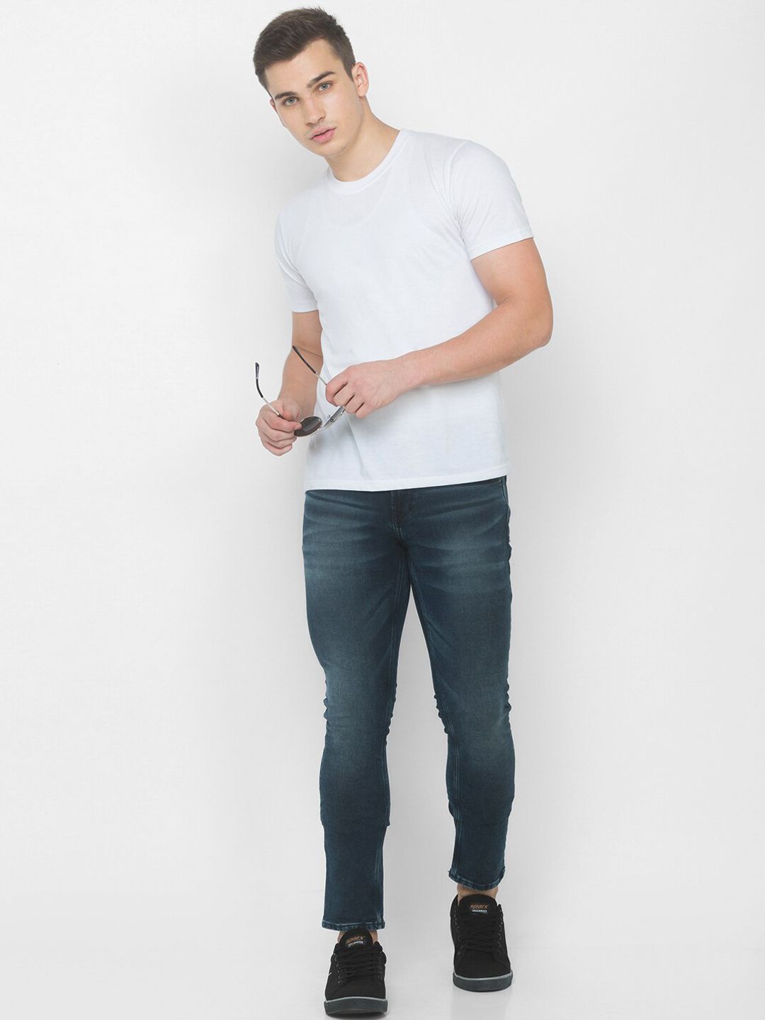 SPYKAR Men Blue Skinny Fit Low-Rise Light Fade Jeans