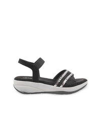 Metro Women Black Open Toe Flats