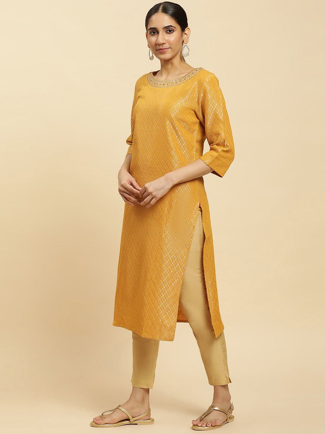 W Woven Design Thread Work Straight Kurta