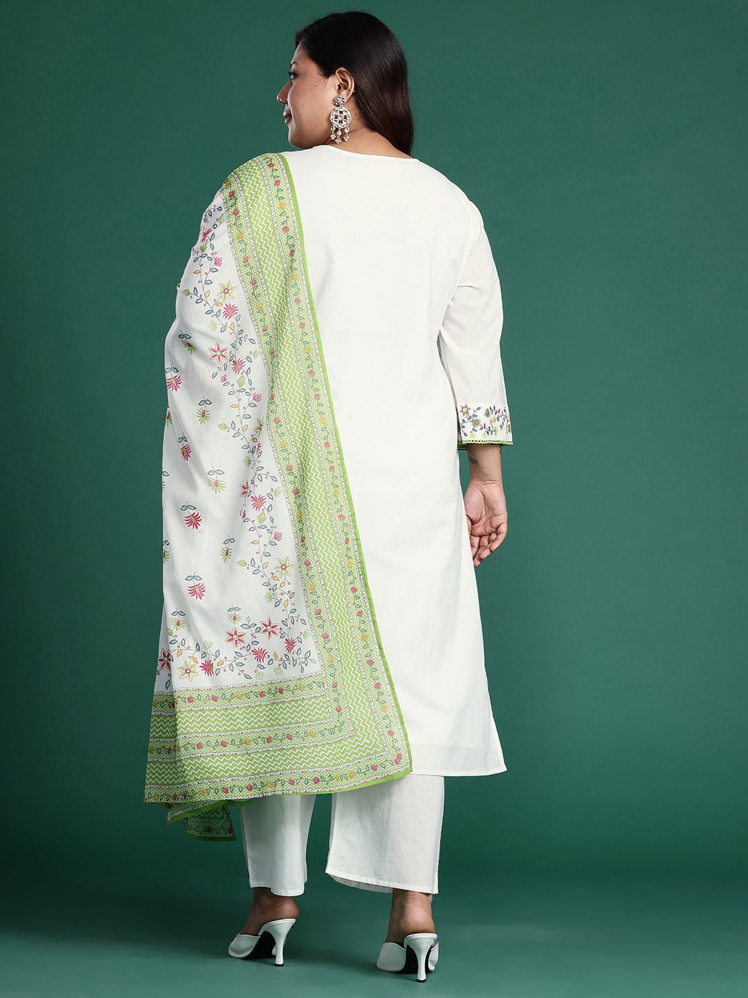 Indo Era Plus Size Floral Embroidered Thread Work Pure Cotton Kurta Set