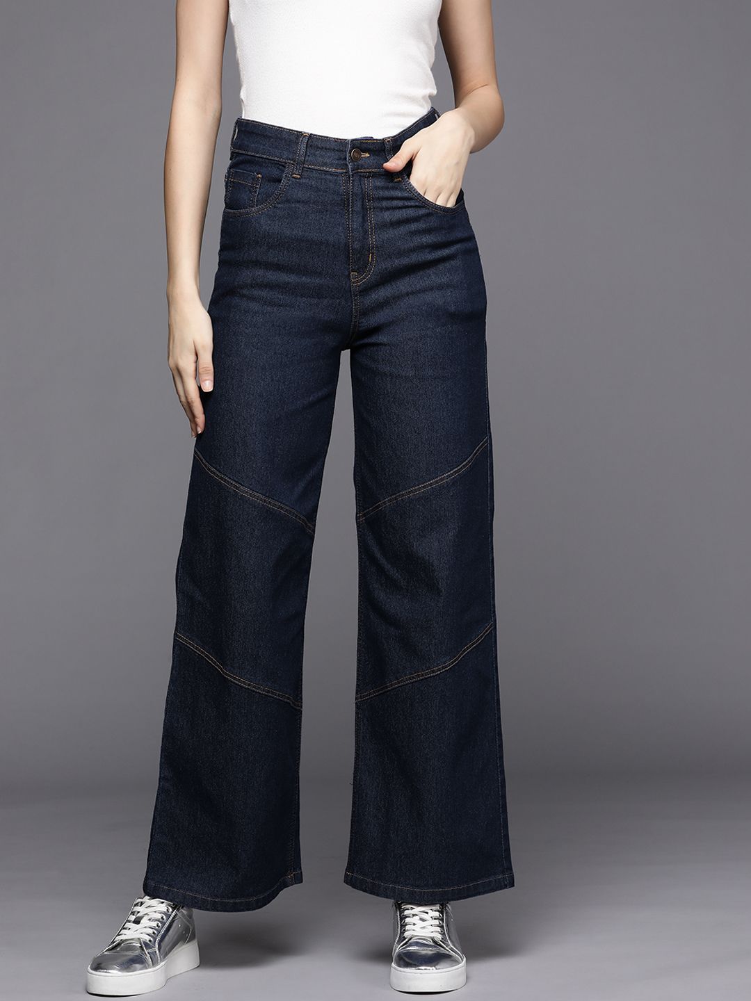 SASSAFRAS Women Navy Blue Straight Fit Contrast Stitch Detail High-Rise Stretchable Jeans
