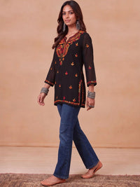House of Chikankari Women Ethnic Motifs Embroidered Thread Work Georgette Kurta