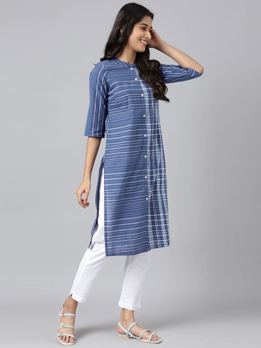 AURELIA Women Blue Printed Mandarin collar Kurta