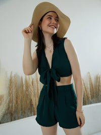 Berrylush Women Solid Sleeveless Top with Shorts