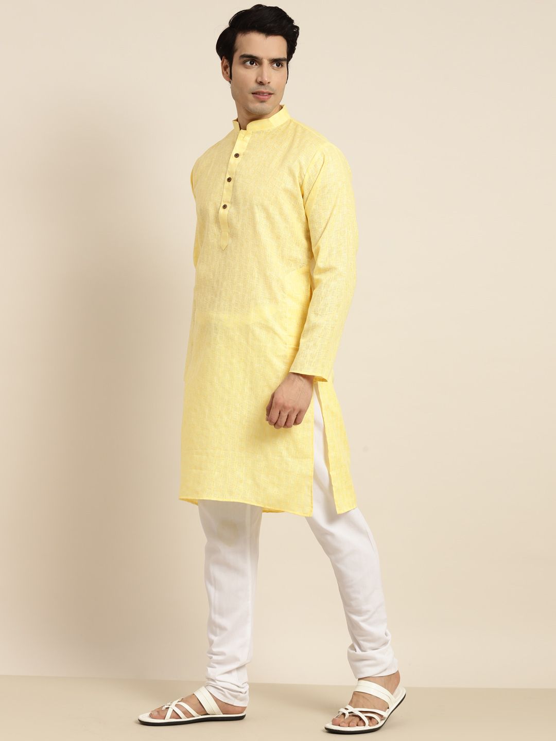 Anug oleh SOJANYA Lelaki Yellow Checked Dobby Mandarin Collar Kurta