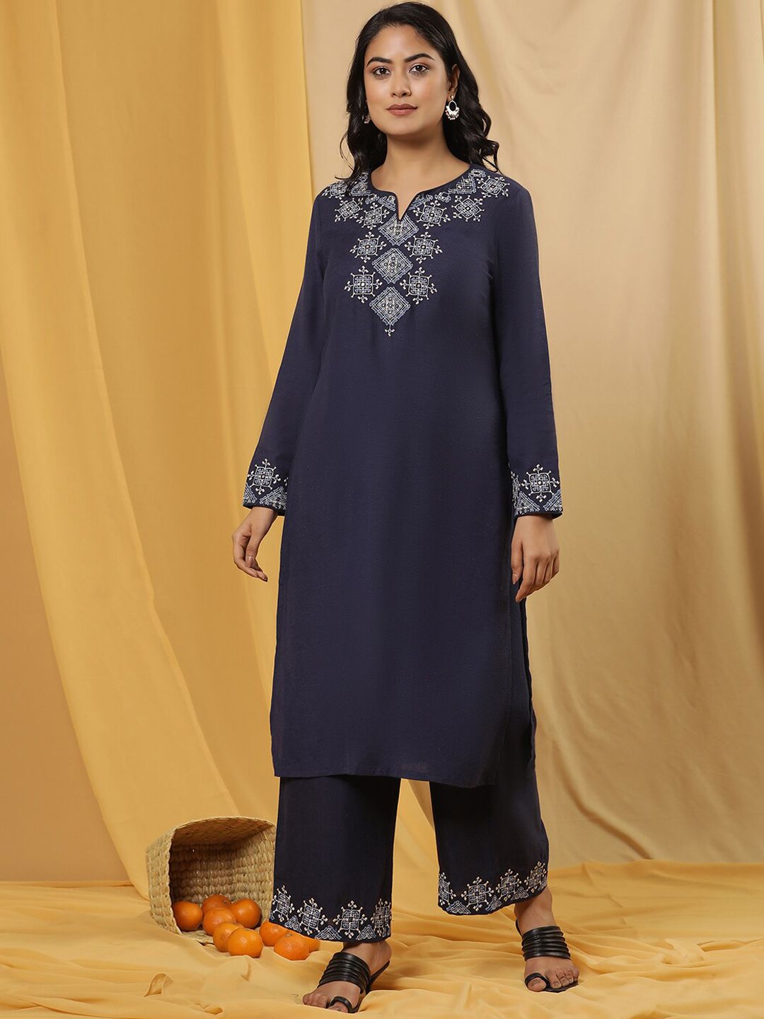 W Women Mid-Rise Parallel Ethnic Trousers