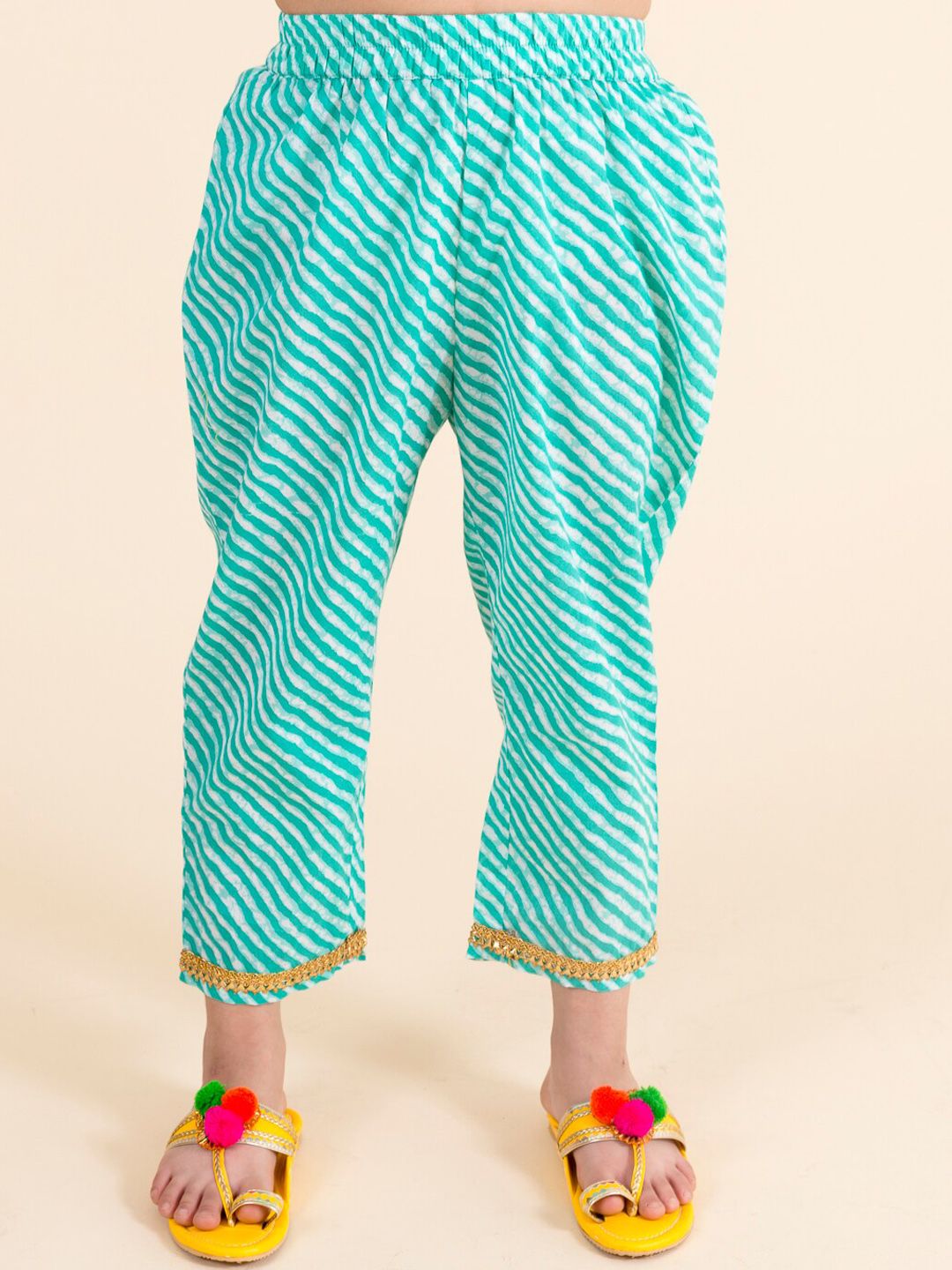 pspeaches Girls Yellow & Blue Floral Pure Cotton Kurta with Trousers & With Dupatta